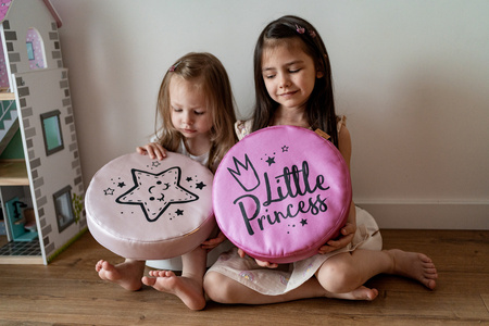 Poduszka ekoskóra z serii LITTLE PRINCESS 1 szt. 6 cm AKSON